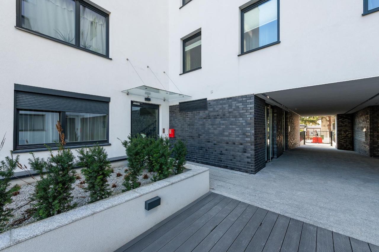 P&O Apartments Aleja Krakowska ワルシャワ エクステリア 写真